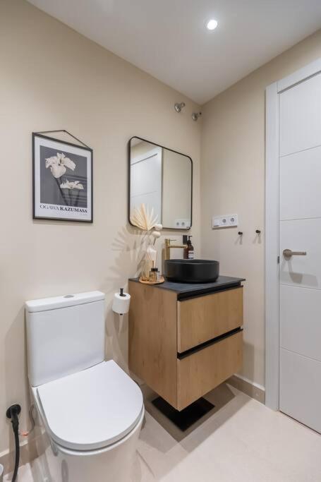Downtown Flat With 46 Sqm Private Rooftop Terrace Málaga Dış mekan fotoğraf